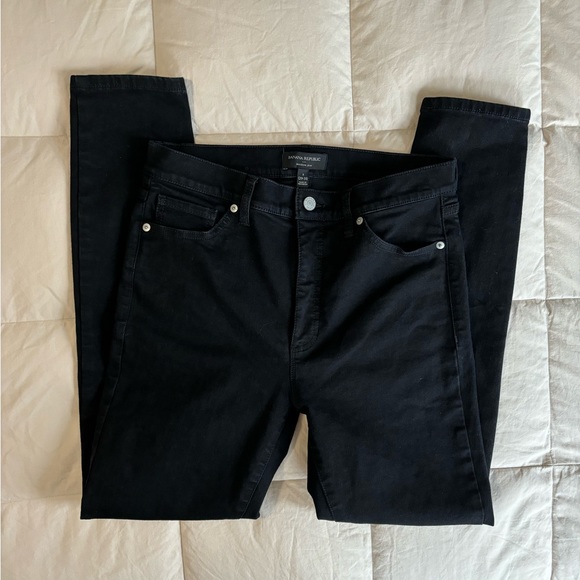 Banana Republic Denim - Like New Banana Republic Black Jeans